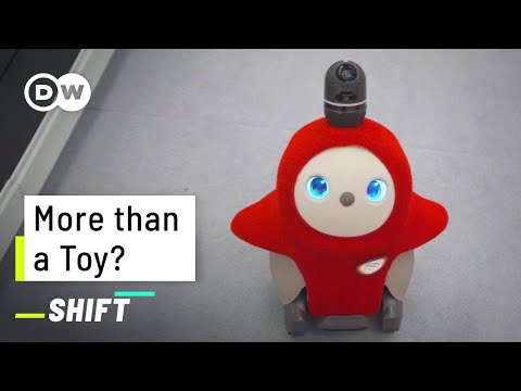Cutest Robot ever: Can this pet robot cure your loneliness? | Testing pet robot "Lovot"